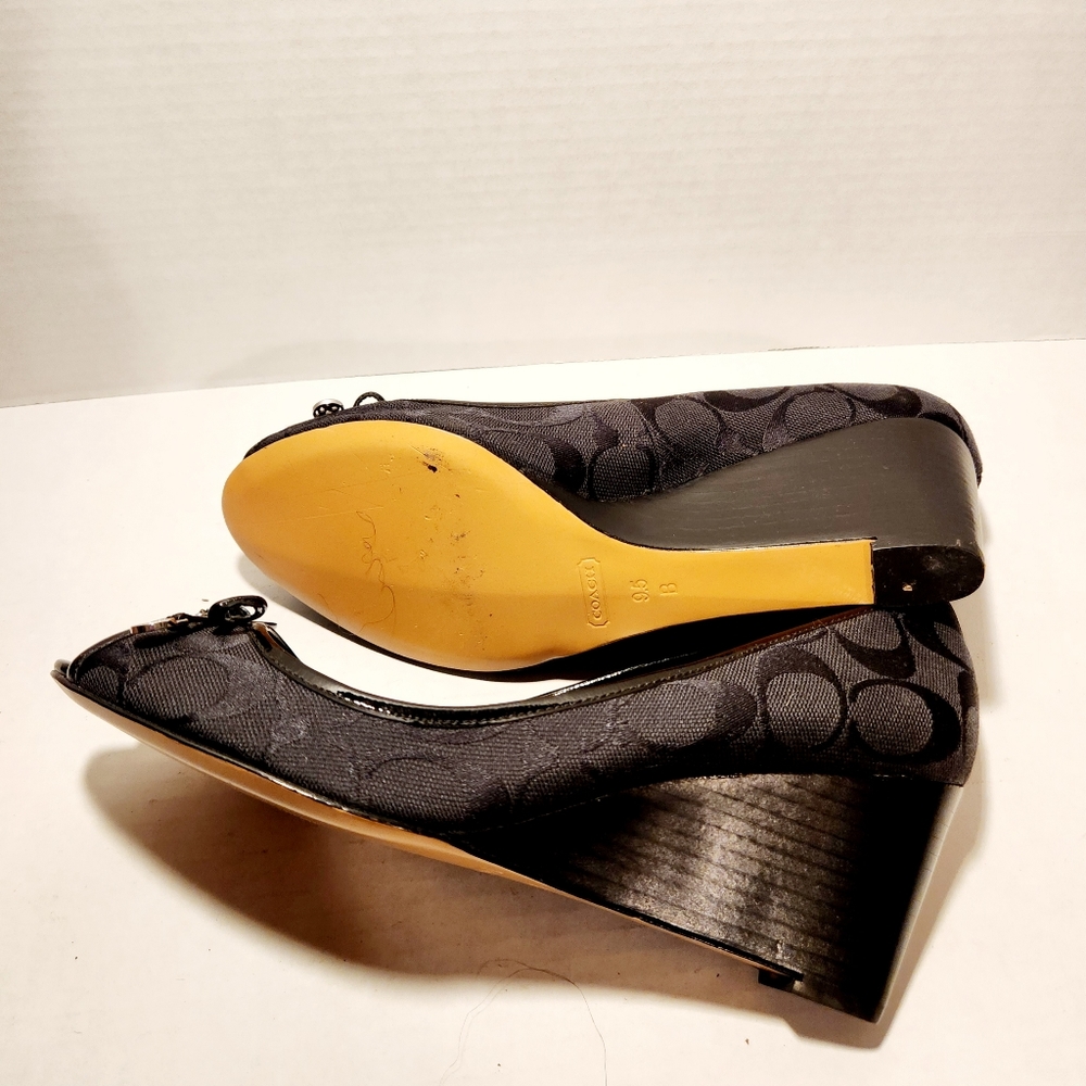 Signature Coach Wedges - Picture 7 of 8